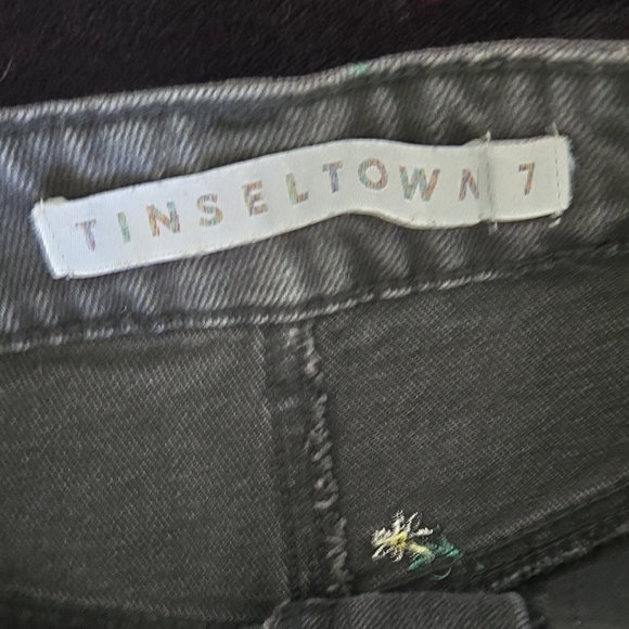 Tinseltown Black Boyfriend Jeans with Subtle‎ Embellishments 7.  J34 - Picture 5 of 10